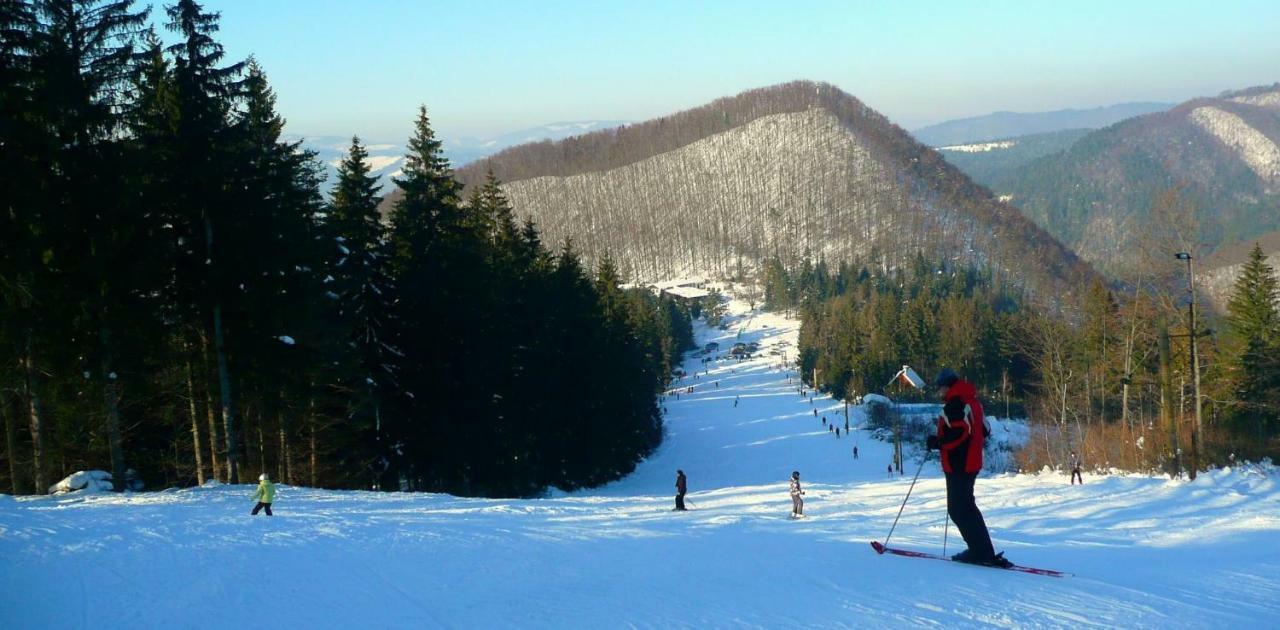 Chalet Velke Ostre Radola المظهر الخارجي الصورة